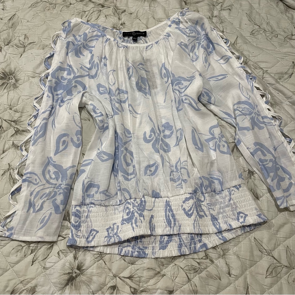 Fred David White And Blue Floral Blouse